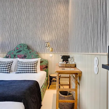 Loios 74 Suites By Da'Home