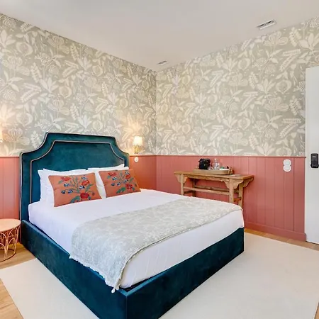 Loios 74 Suites By Da'Home * 波尔图