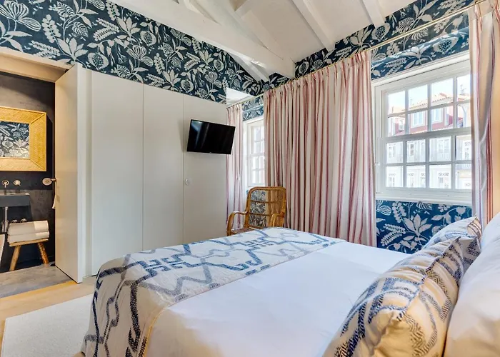 Loios 74 By Da'home Apartman